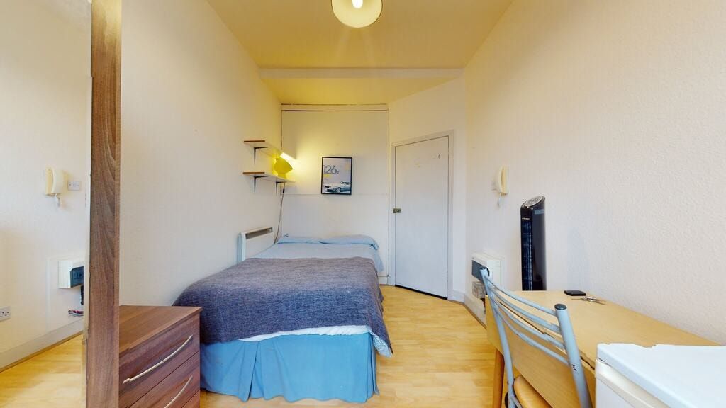 Property photo 2 of 5