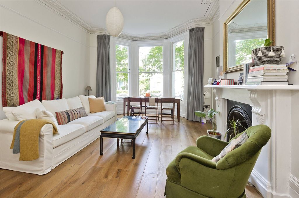 Property photo 1 of 8 A085i00000L947Taar_Lgo220190_02.Jpg