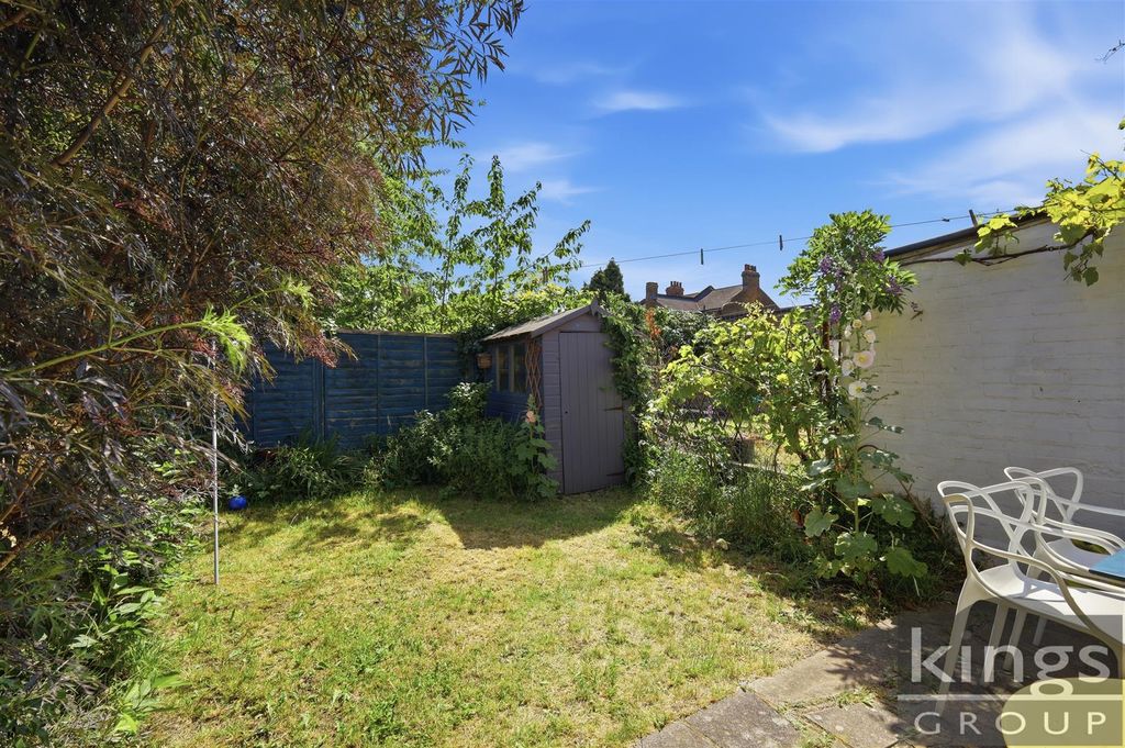Property photo 2 of 20