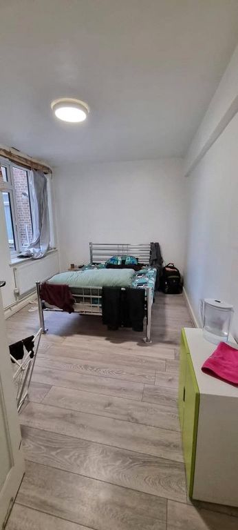 Property photo 3 of 5 Picture No. 04