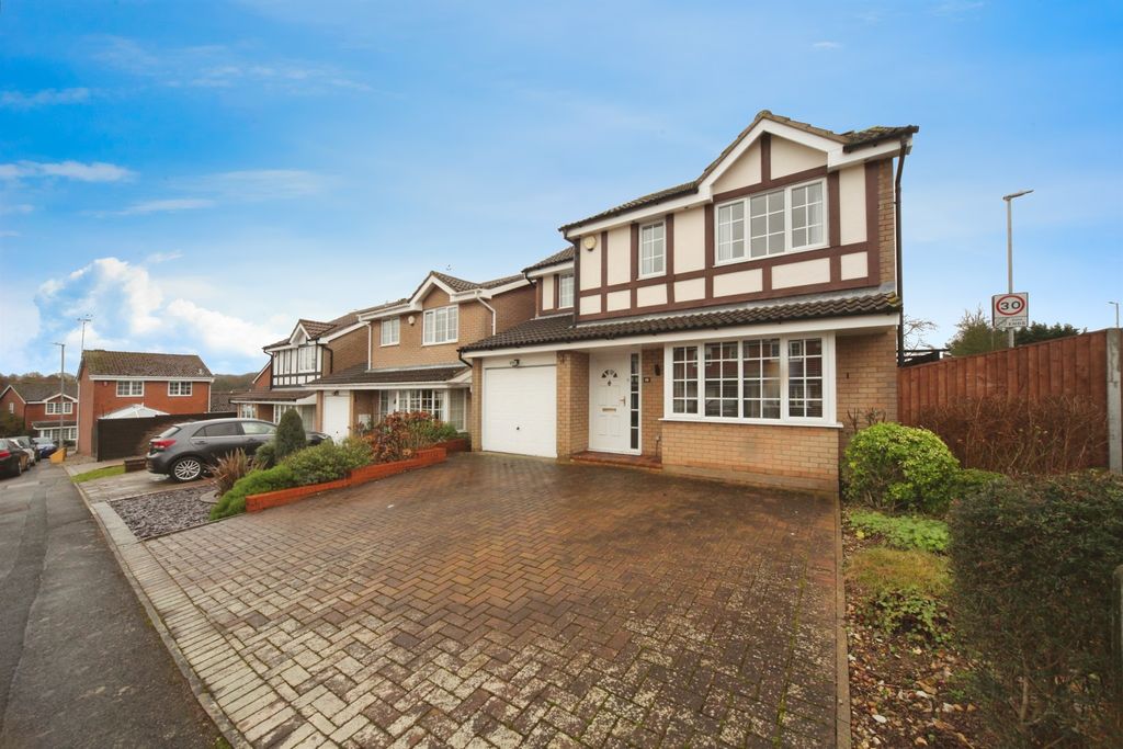 Property photo 1 of 21