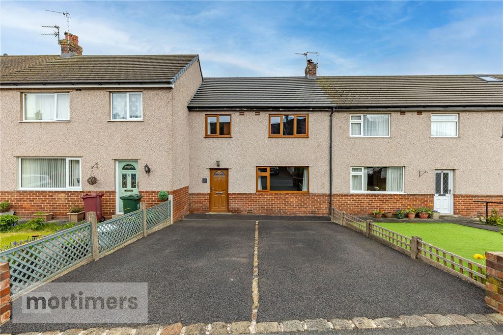 Property photo 1 of 19 External