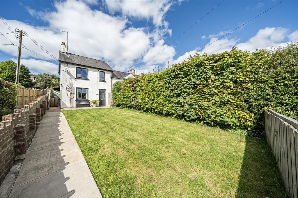 Property photo 1 of 20 1455432-2-69F9Bc1A4B5ee.Jpg