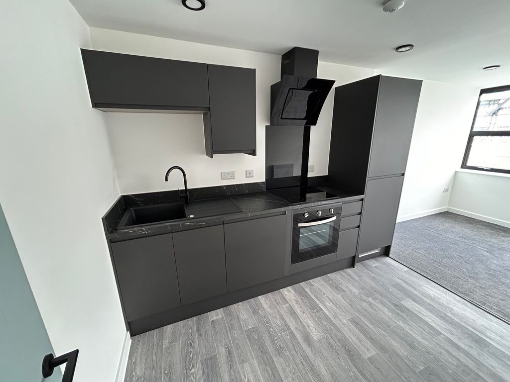 Property photo 2 of 5 Kitchen