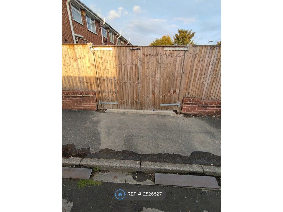 Property photo 3 of 16