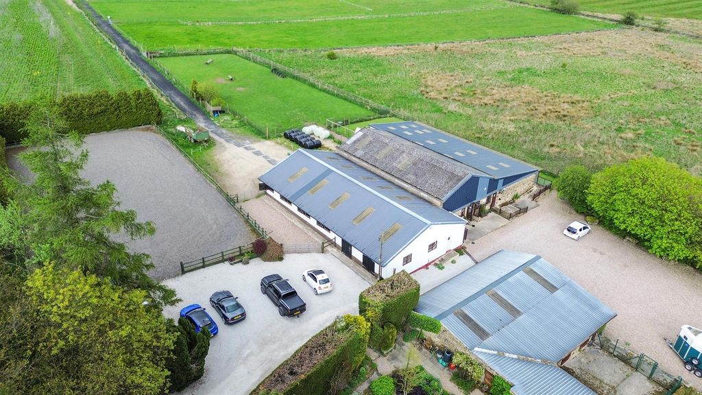 Property photo 3 of 50 Drone