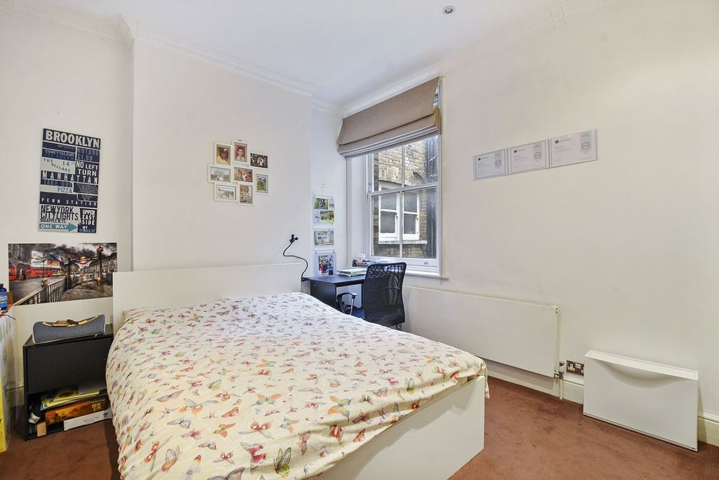Property photo 3 of 8 33