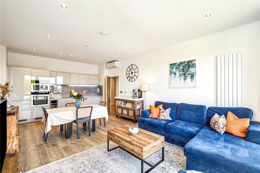 Property photo 3 of 15 Reception Room