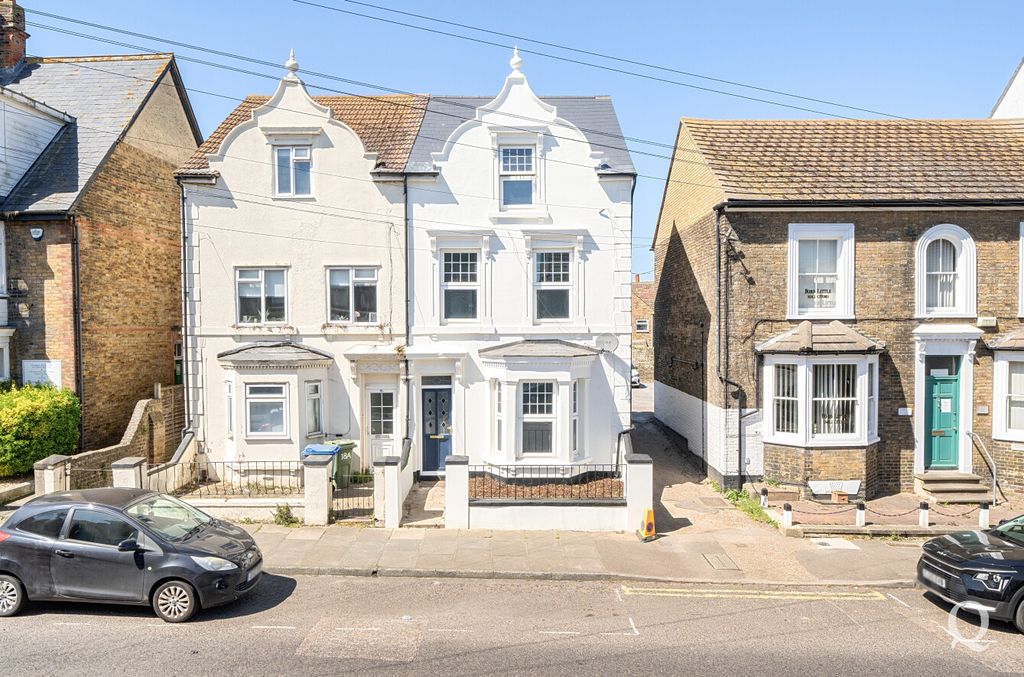 Property photo 1 of 25 9270Ef23-Fd60-4E1...