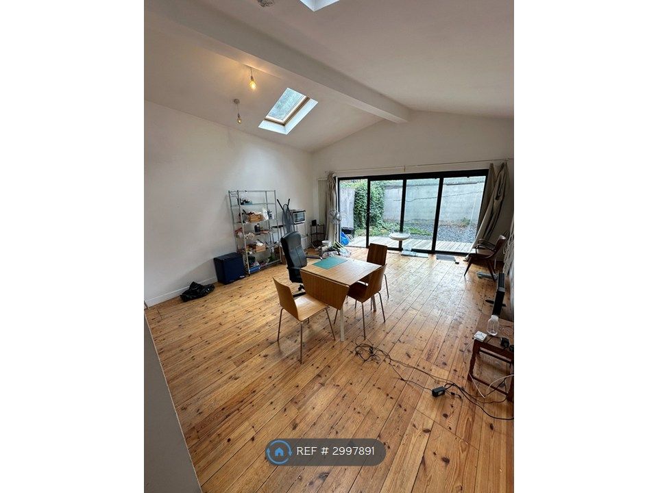 Property photo 1 of 29