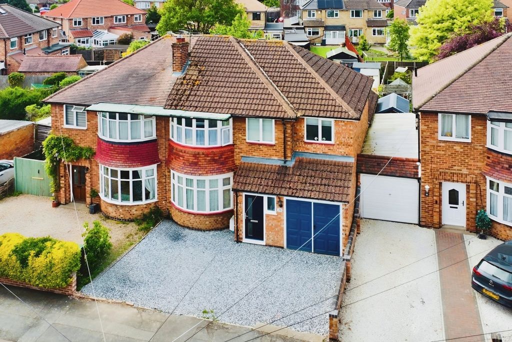 Property photo 1 of 24