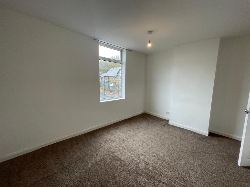 Property photo 3 of 10 Img-20251031-Wa0018.Jpg