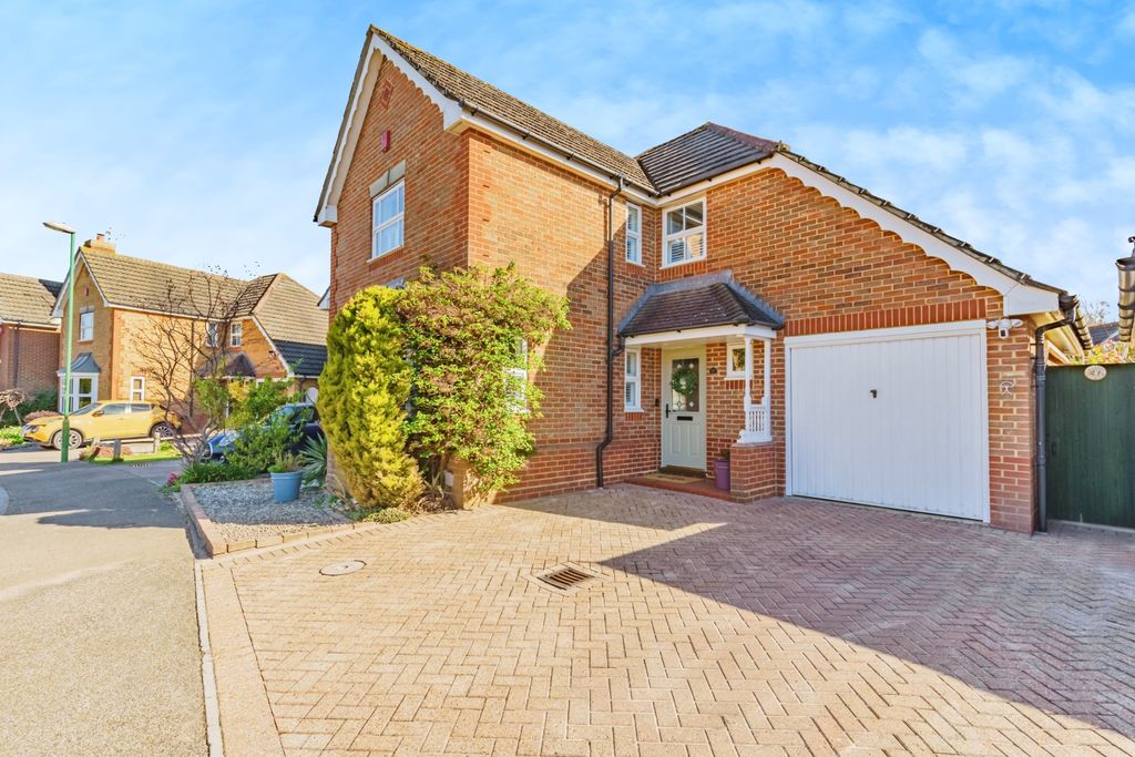 Property photo 1 of 18