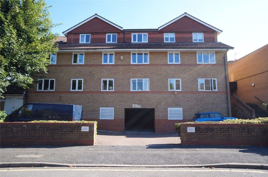 Property photo 1 of 7 External