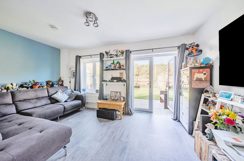 Property photo 2 of 22 1263945 (2).Jpg