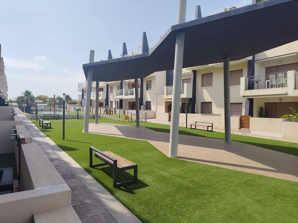 Property photo 1 of 50