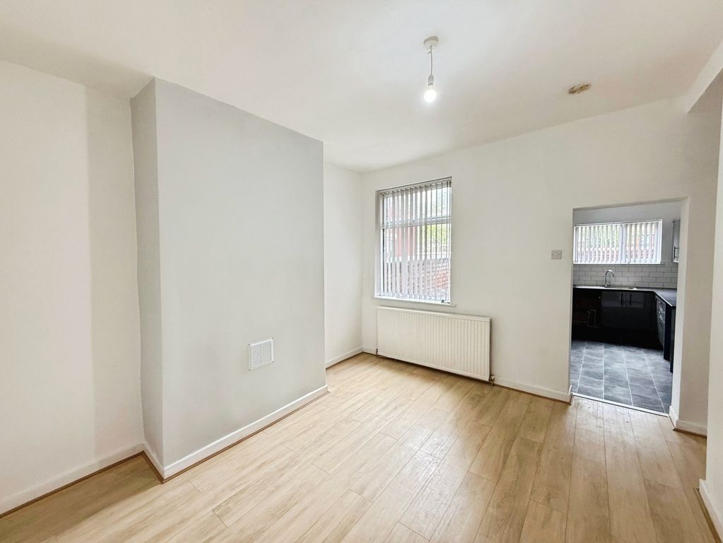 Property photo 3 of 11 Picture No. 04