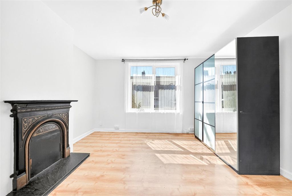 Property photo 3 of 19 03.Jpg