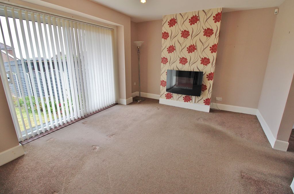 Property photo 3 of 24