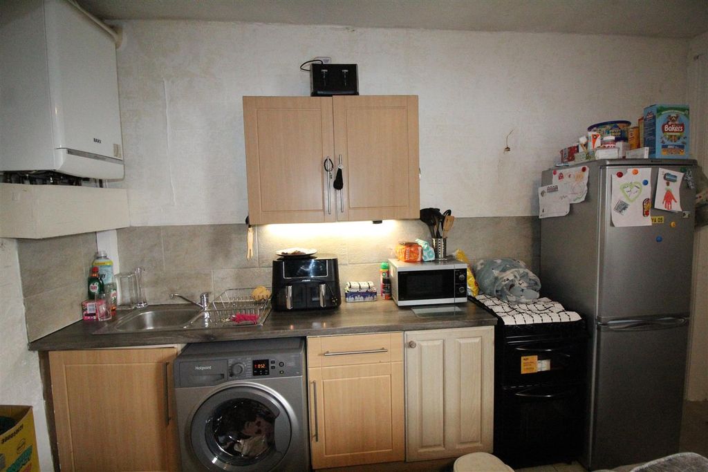 Property photo 3 of 8 Img_2930.Jpg