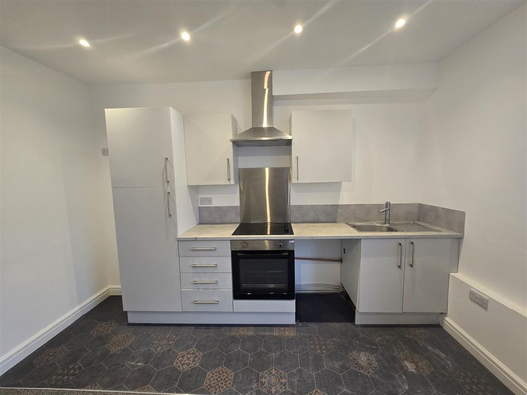 Property photo 2 of 6 20251112_143842.Jpg