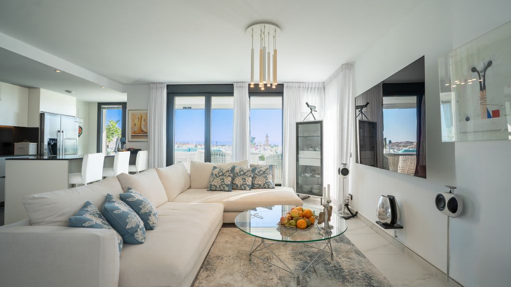 Property photo 2 of 24 Photo 1