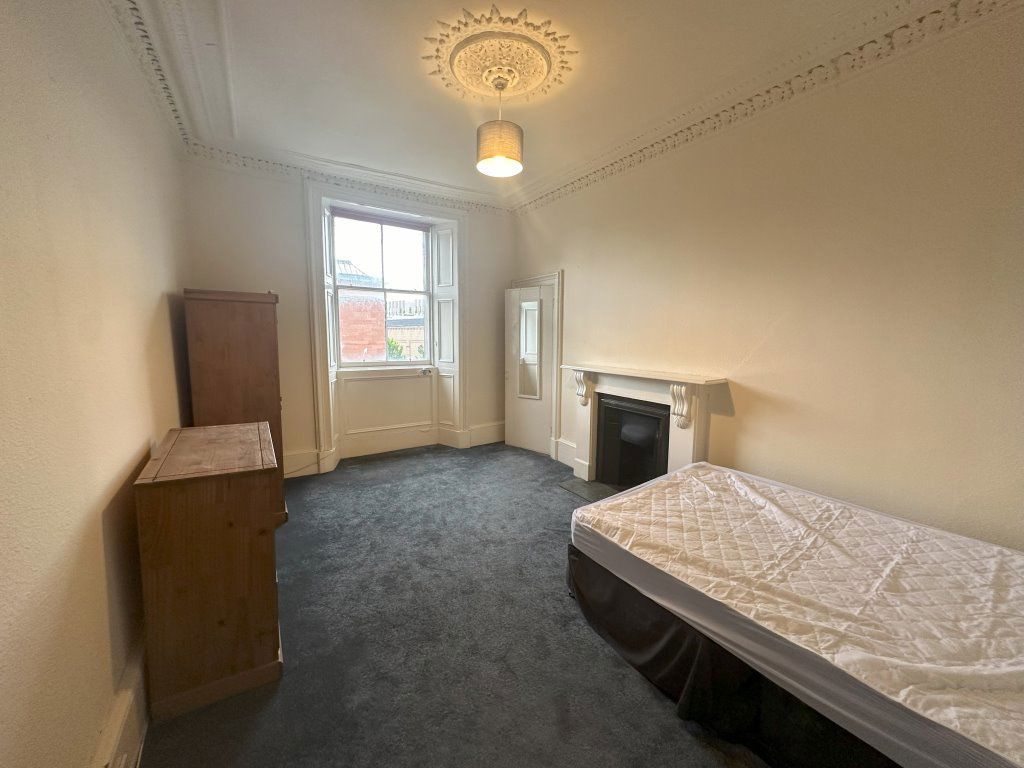 Property photo 1 of 3