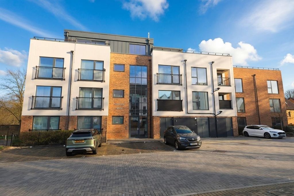 Property photo 1 of 12 External