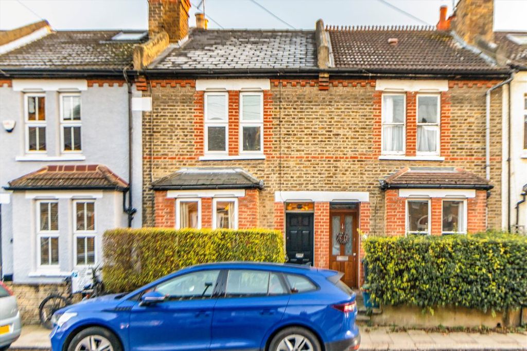 Property photo 1 of 11