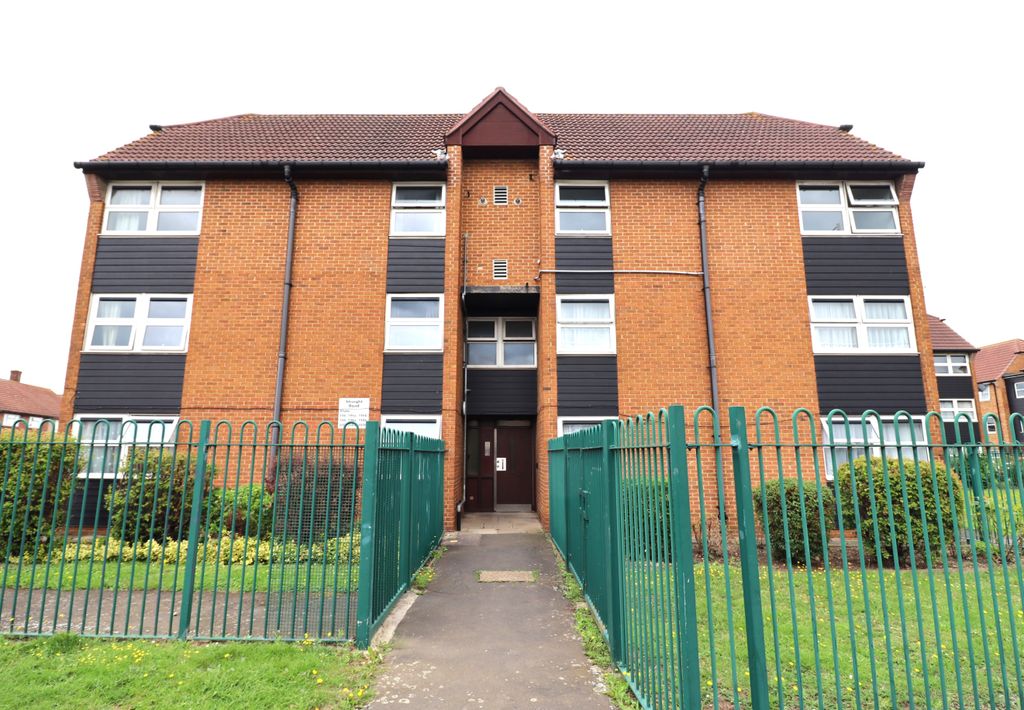 Property photo 1 of 9