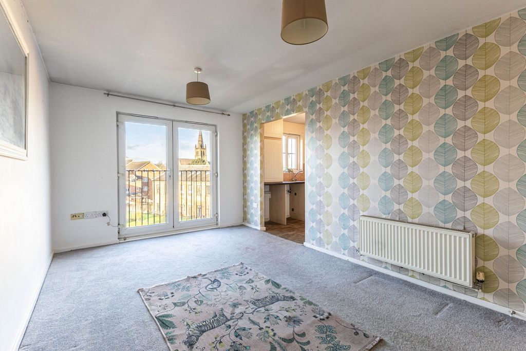 Property photo 3 of 13 Living Room