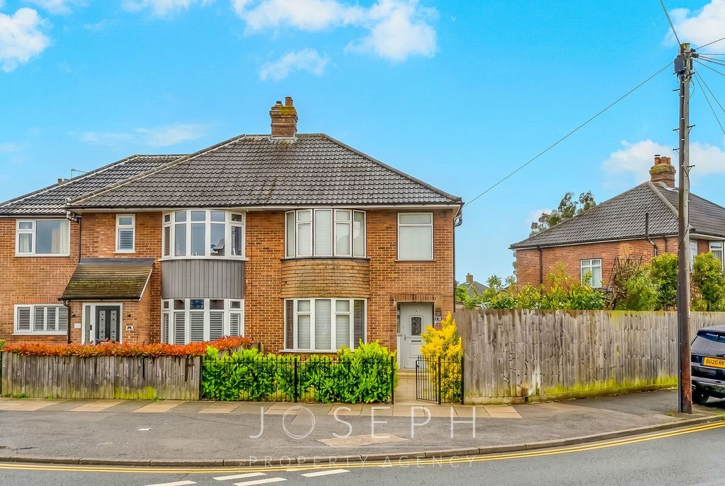 Property photo 1 of 23