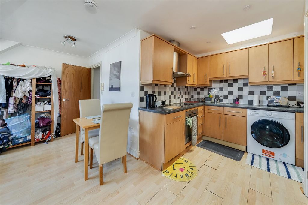 Property photo 3 of 14 Img_0582-1.Jpg