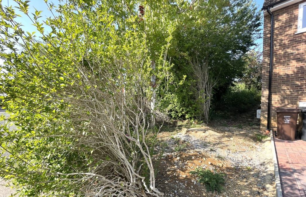 Property photo 2 of 3