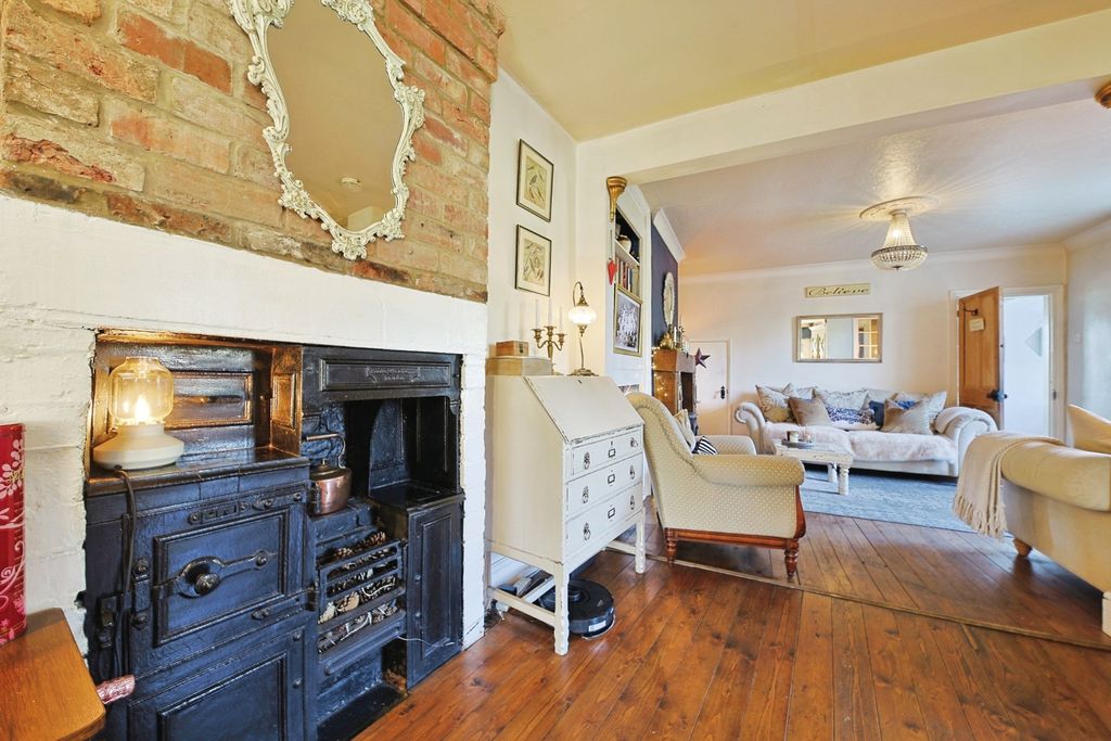 Property photo 3 of 34 40546310