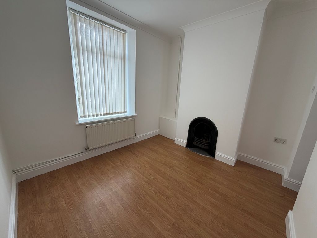Property photo 3 of 8 Reception Room Cf31 Bridgend