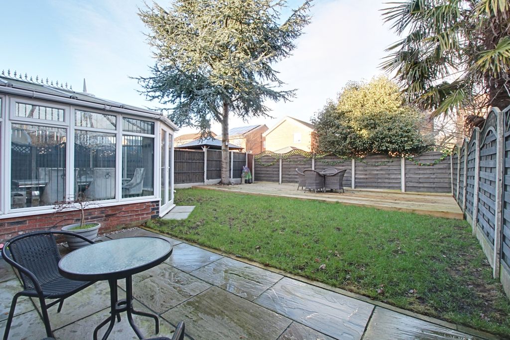 Property photo 3 of 17