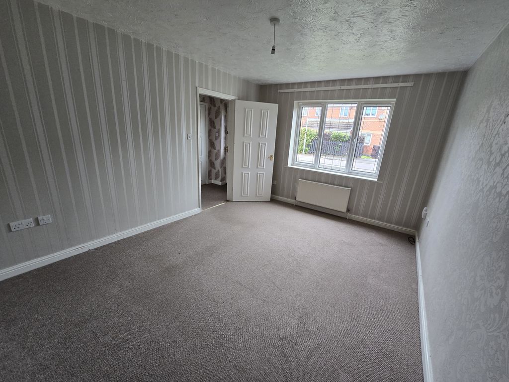 Property photo 3 of 19 20251003_125328.Jpg