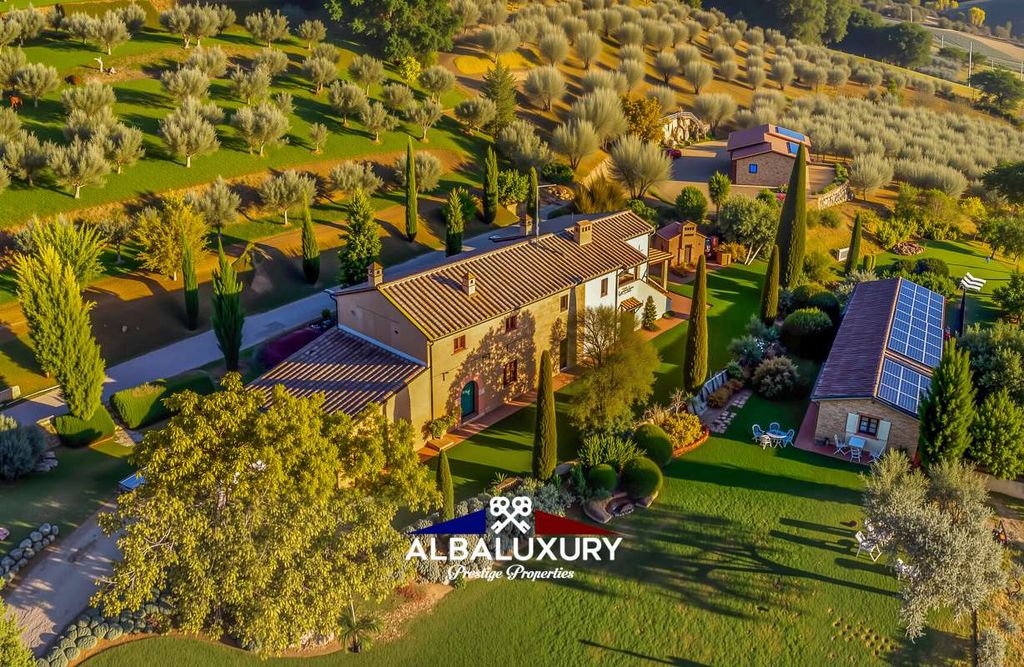 Property photo 2 of 47