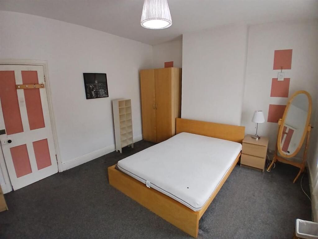 Property photo 3 of 7