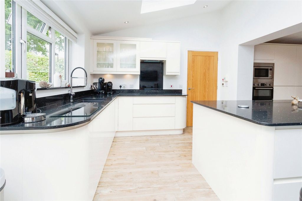 Property photo 2 of 20 Photography