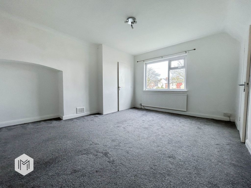 Property photo 2 of 17 Picture No. 01