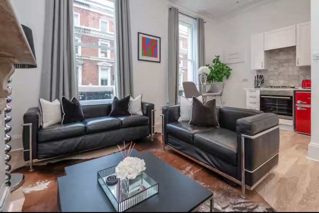 Property photo 2 of 9