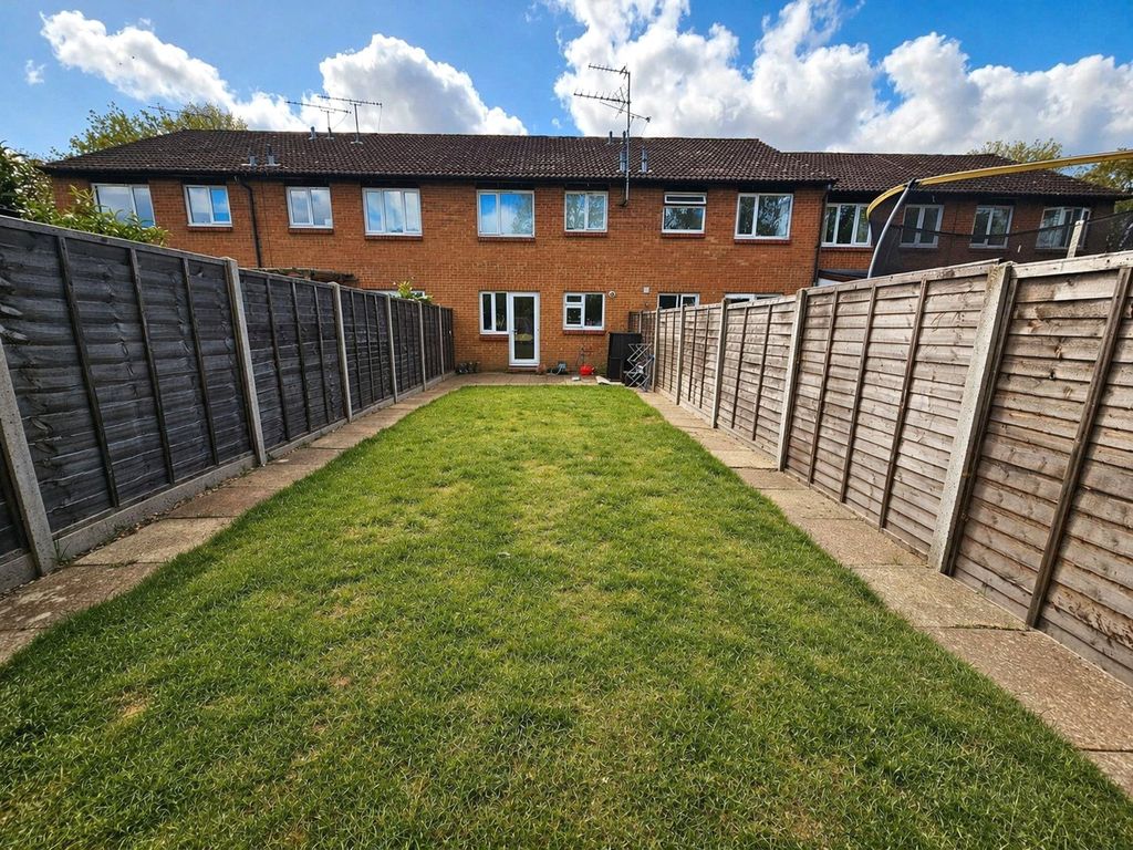 Property photo 1 of 7 Picture No. 11