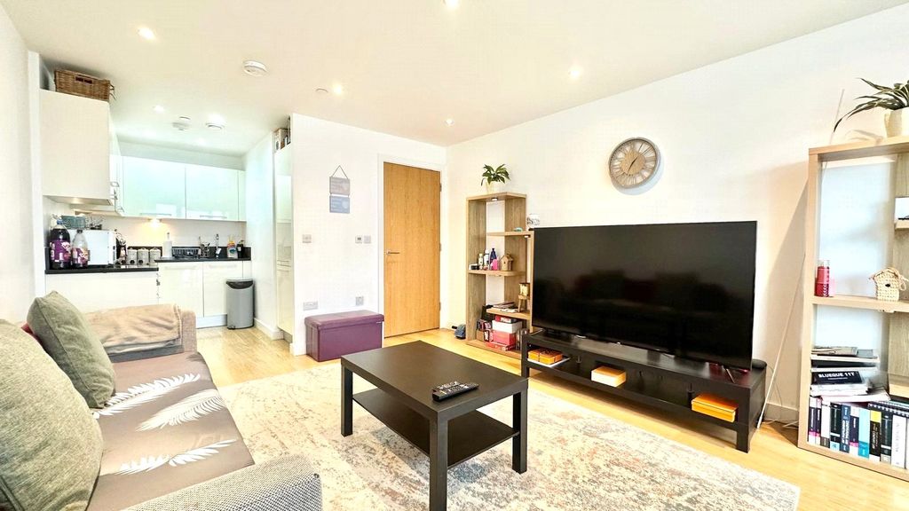 Property photo 3 of 12 Picture No. 07