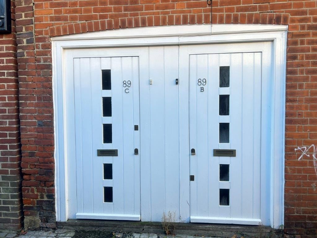 Property photo 1 of 11 External Front.Jpg