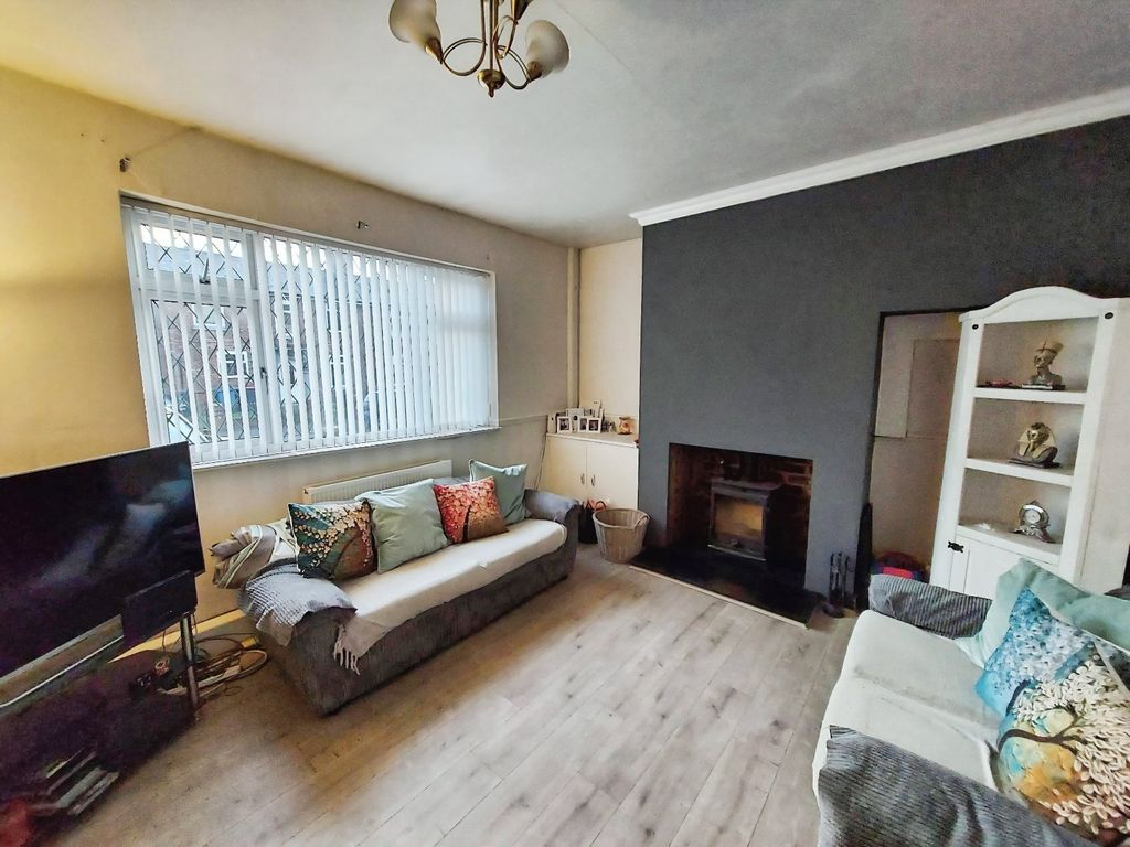 Property photo 2 of 13 Picture No. 03