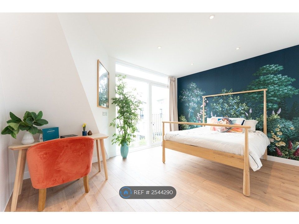 Property photo 1 of 26