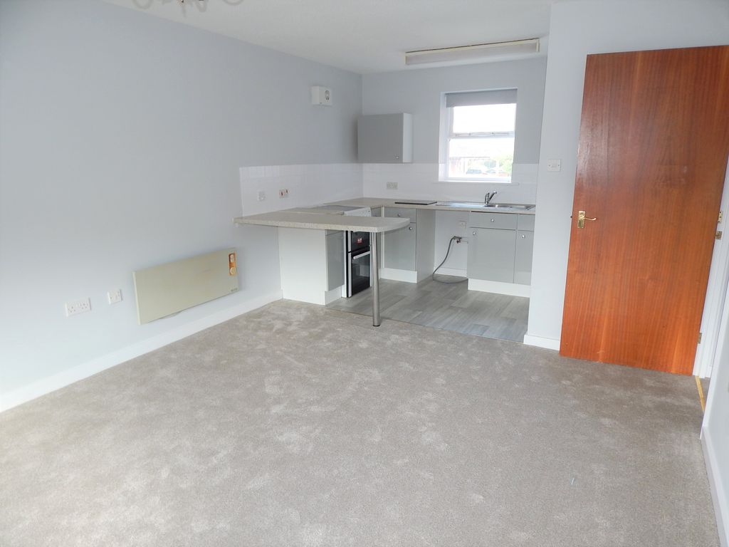 Property photo 3 of 9