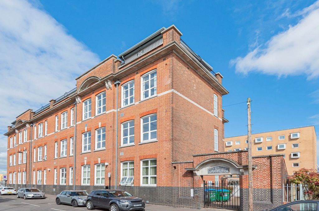 Property photo 1 of 8 Picture No. 10